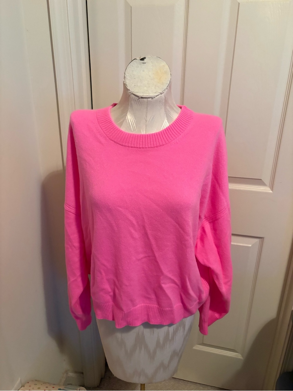 J. Crew Bright Pink Crewneck slouch NWT Sweater $369 M